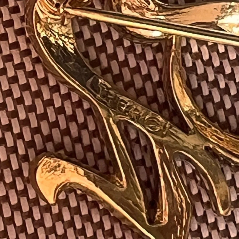 Vintage Signed Crown Trifari Gold Tone Bird Modernist Crane Figural Brooch - Picture 5 of 5